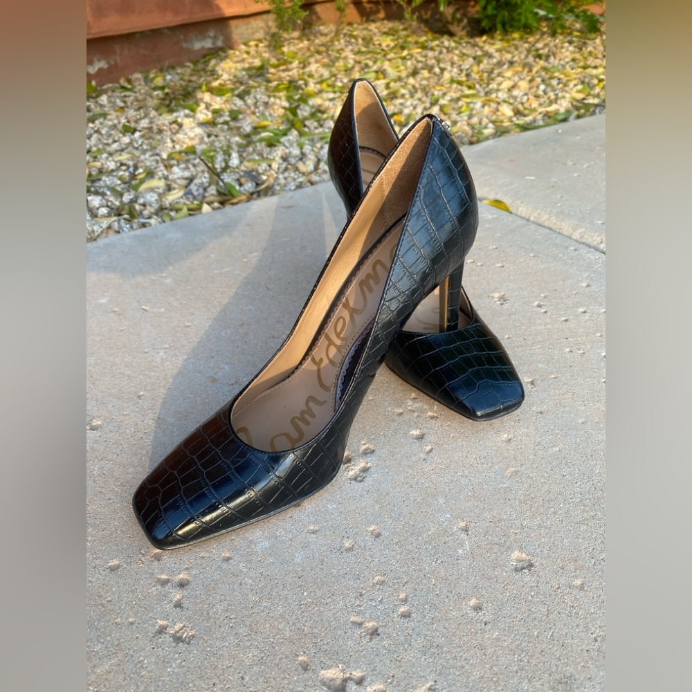 NWOT Sam Edelman Black Heels Classic Design